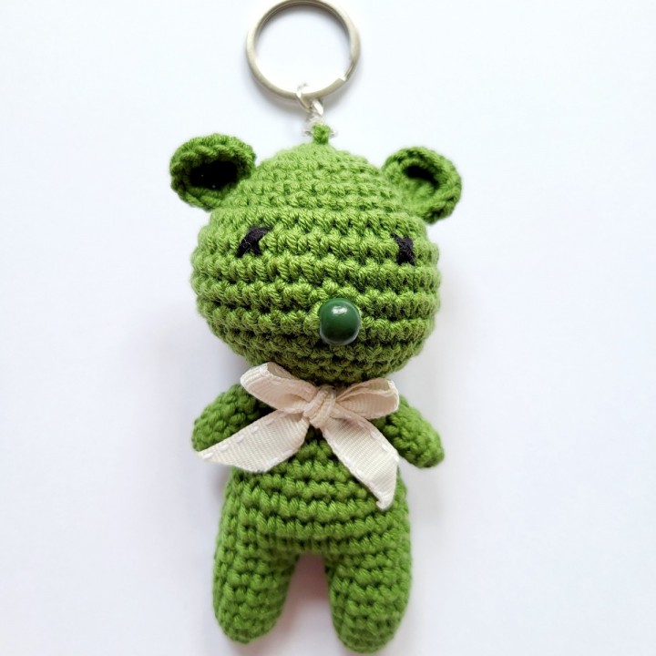 A005M BRELOK MIŚ zielony